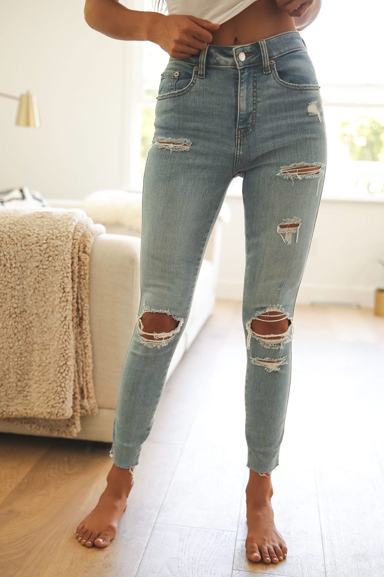 Discover the Elegance of LULUS Bottoms: Your Ultimate Style Guide