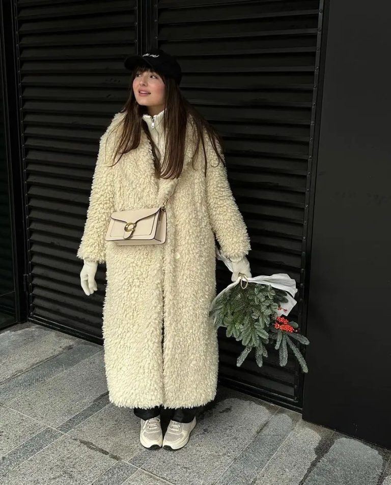 A Chilly Day Out Shopping for Christmas Greens